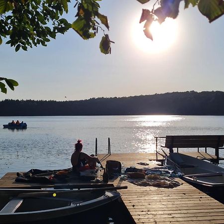 Trasa S7 W 2H Z Warszawy I Gdanska, Jadamowo Holidaymazury, Jacuzzi, Jezioro Olsztynek Extérieur photo